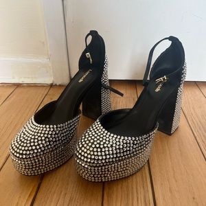 LARROUDE PLATFORM HEELS